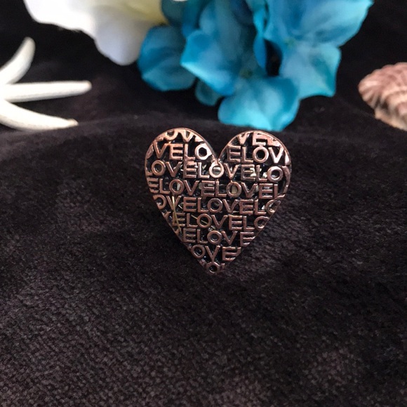 Heart Shaped LOVE Ring - Picture 2 of 5